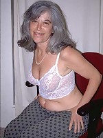 mature big breasted smoking fetish